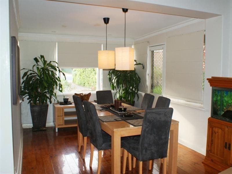 92 Adelaide Road, Murray Bridge SA 5253