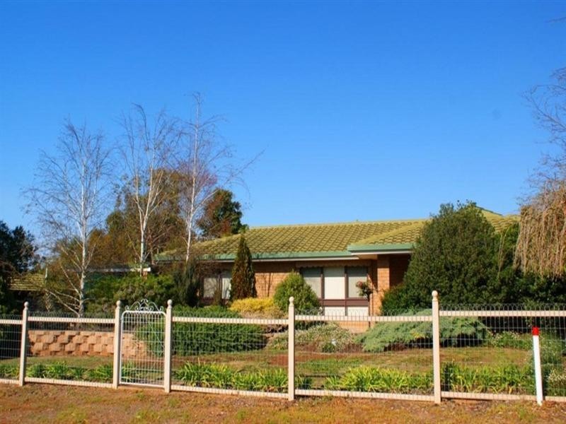 6 Illman Avenue, Murray Bridge SA 5253