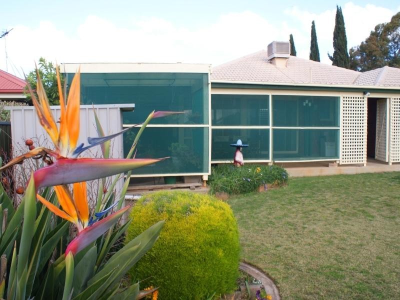 76 Tumbella Drive, Murray Bridge SA 5253