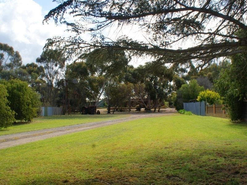 99 Standen Street, Murray Bridge SA 5253