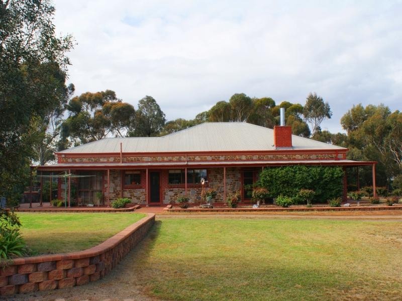 99 Standen Street, Murray Bridge SA 5253