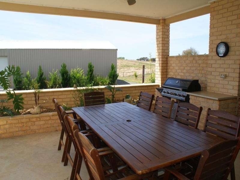 32 Loddon Road, Murray Bridge SA 5253