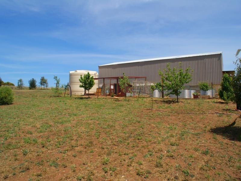 32 Loddon Road, Murray Bridge SA 5253