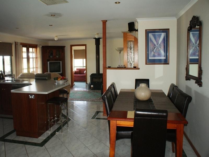 15 Old Swanport Road, Murray Bridge SA 5253