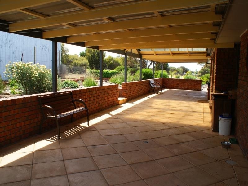 15 Old Swanport Road, Murray Bridge SA 5253