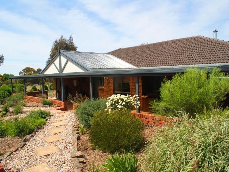 15 Old Swanport Road, Murray Bridge SA 5253