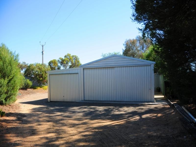 12 Murray Drive, Murray Bridge SA 5253