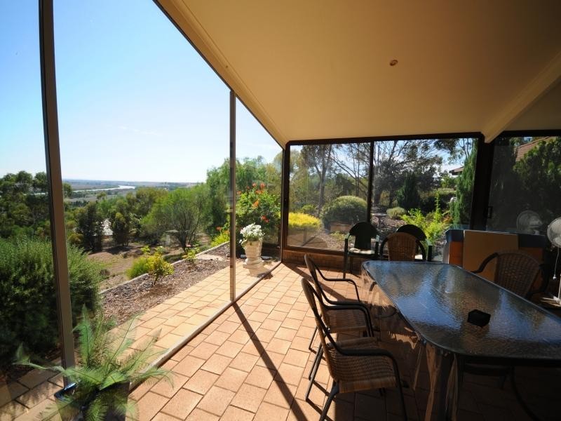 12 Murray Drive, Murray Bridge SA 5253