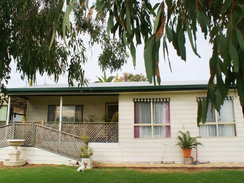 4 Raye Street, Wellington SA 5259