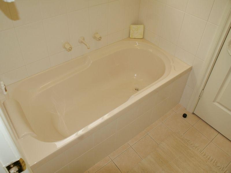 8B Silver Birch Drive, Murray Bridge SA 5253