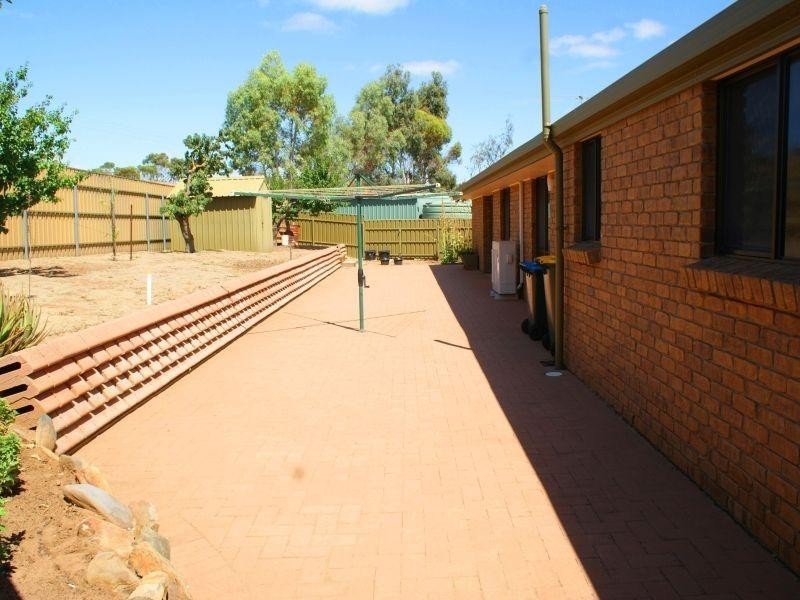 9 Hann Road, Murray Bridge SA 5253