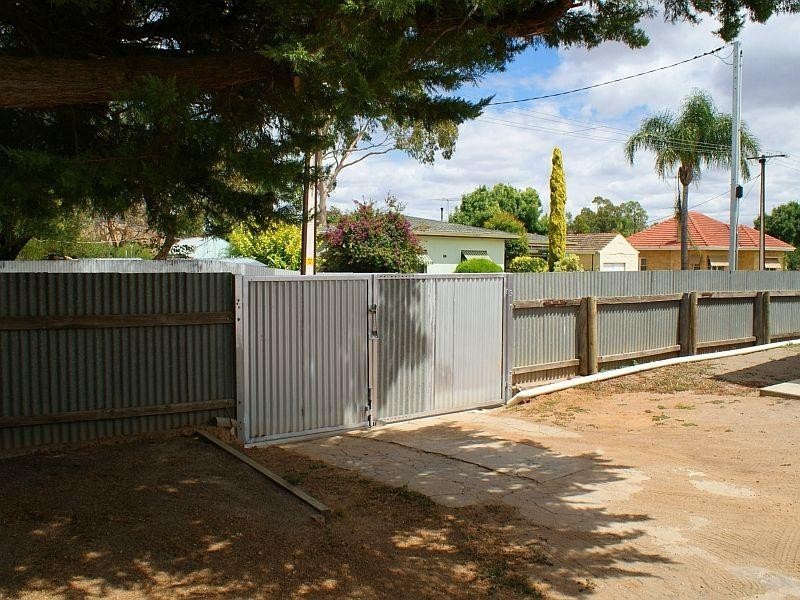 21 Sturt Street, Murray Bridge SA 5253