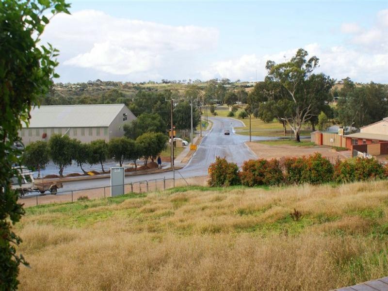 3 Sturt Reserve Road, Murray Bridge SA 5253