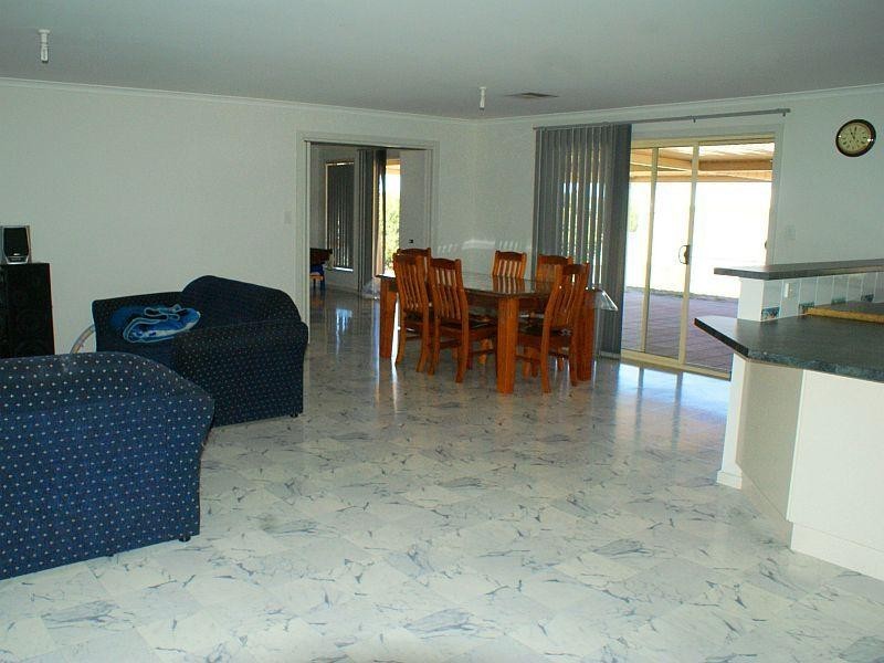 13 Jendarra Court, Murray Bridge SA 5253