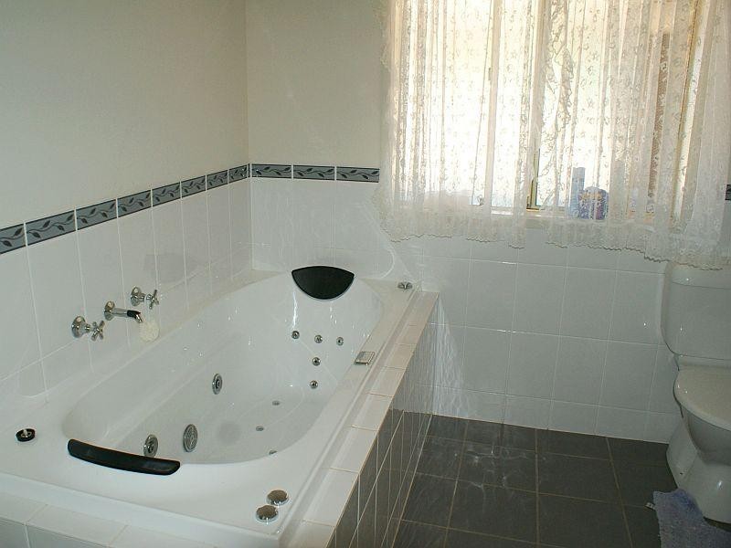 13 Jendarra Court, Murray Bridge SA 5253