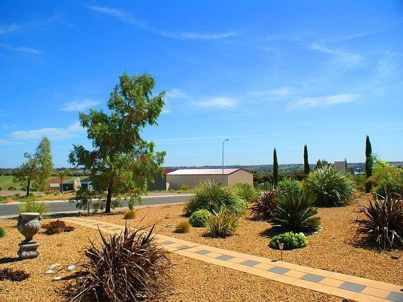 13 Jendarra Court, Murray Bridge SA 5253