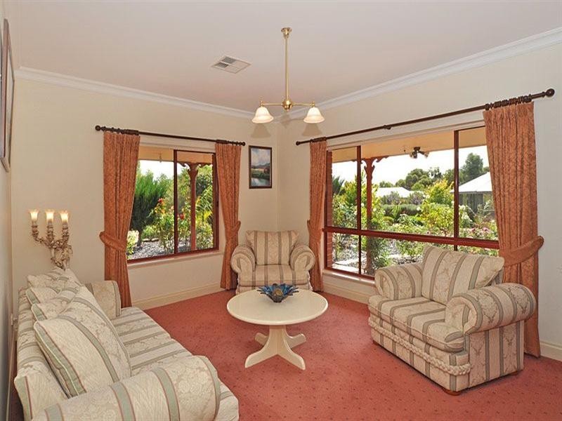 49 Torrens Road, Murray Bridge SA 5253