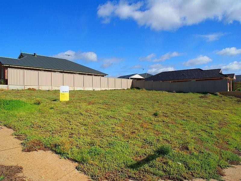 15 Waterlily Terrace, Murray Bridge SA 5253