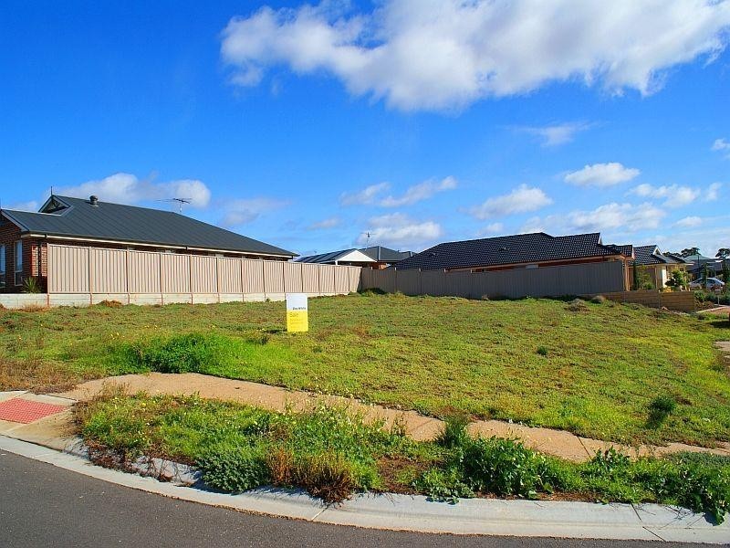 15 Waterlily Terrace, Murray Bridge SA 5253