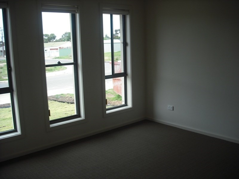 35 Pfitzner Close, Murray Bridge SA 5253