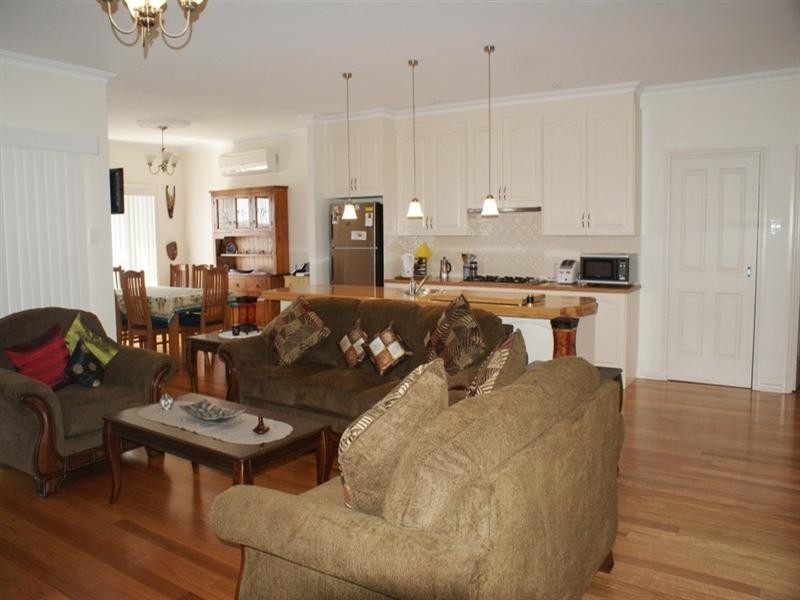 32 Loddon Road, Murray Bridge SA 5253