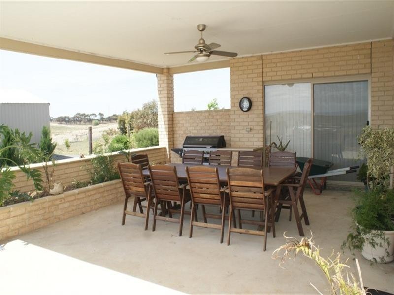 32 Loddon Road, Murray Bridge SA 5253