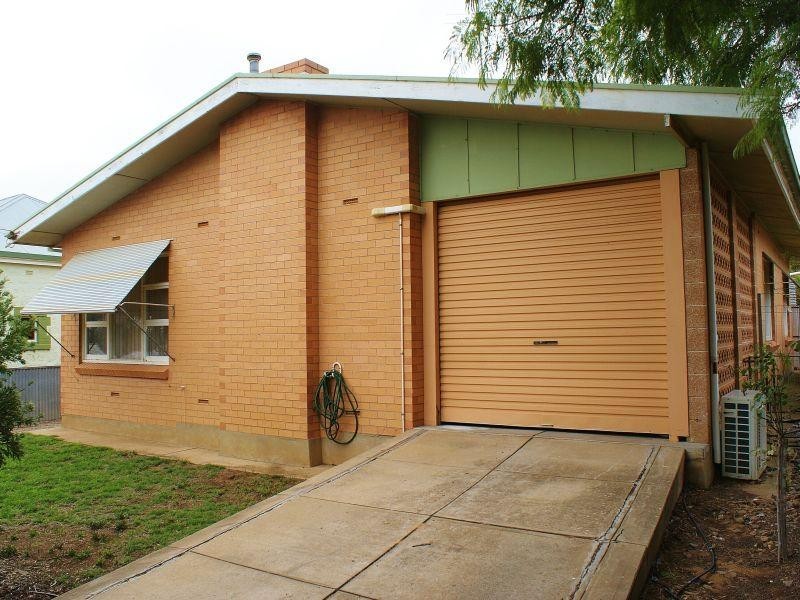 16 Elizabeth Street, Murray Bridge SA 5253