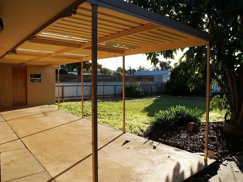 15 Todd Avenue, Murray Bridge SA 5253