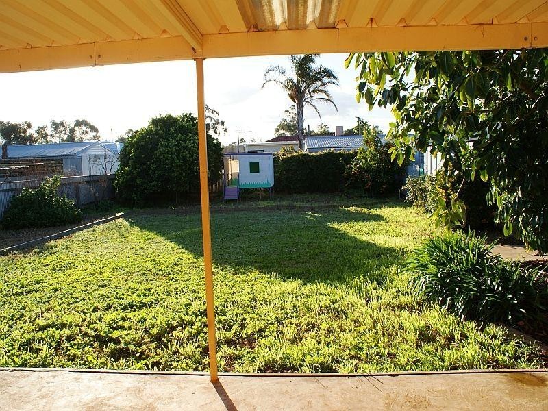 15 Todd Avenue, Murray Bridge SA 5253