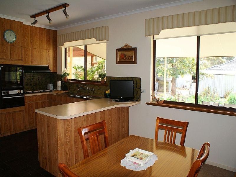 13 Raymond Road, Murray Bridge SA 5253