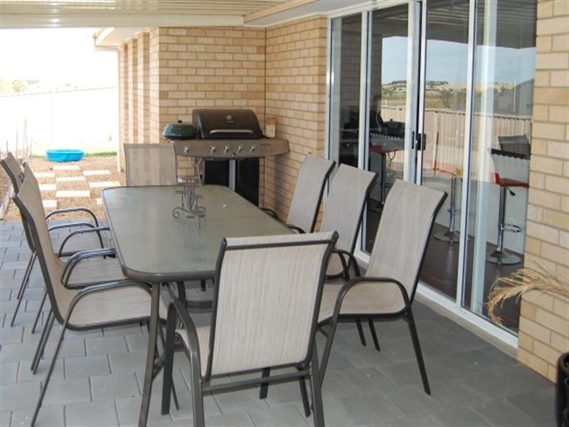 24 Waterlily Terrace, Murray Bridge SA 5253