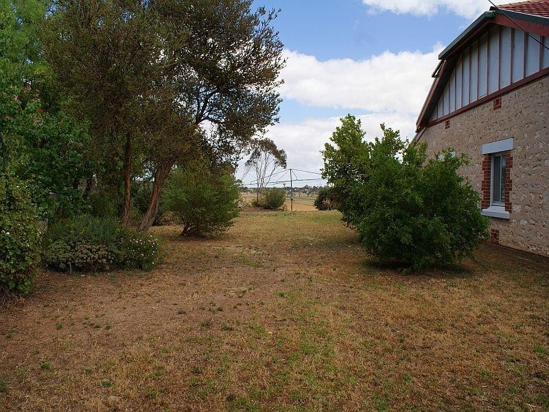 28 Princes Highway, Tailem Bend SA 5260