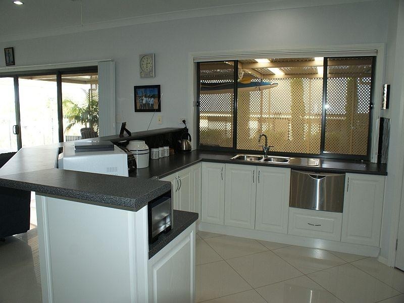 18 Riverglen Drive, White Sands SA 5253