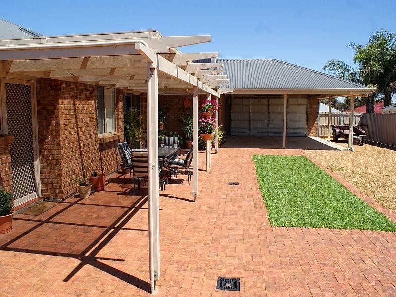 16 Jacaranda Street, Murray Bridge SA 5253