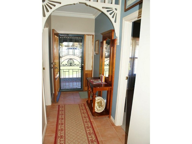 5 Donald Avenue, Murray Bridge SA 5253