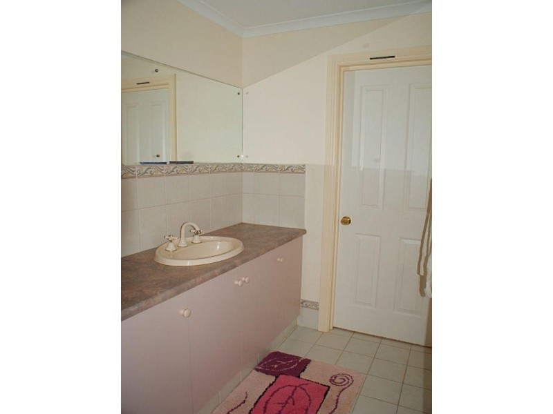 8c Hindmarsh Road, Murray Bridge SA 5253