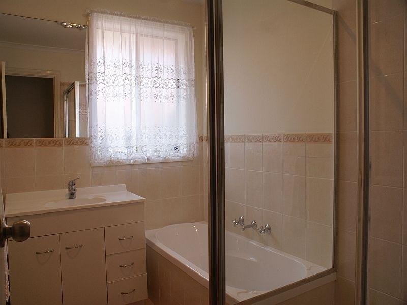 9 Hume Avenue, Murray Bridge SA 5253