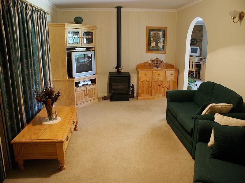 6 Illman Avenue, Murray Bridge SA 5253