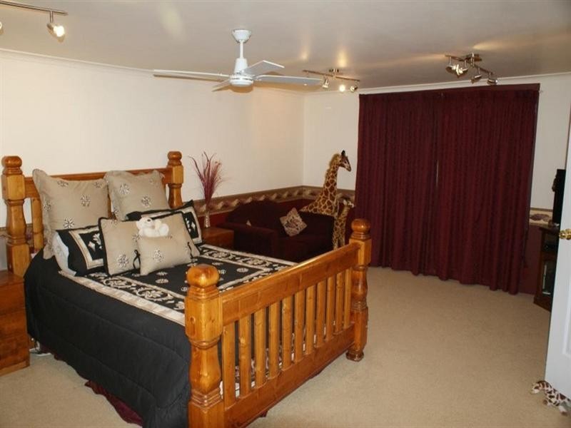 13 Lachlan Avenue, Murray Bridge SA 5253