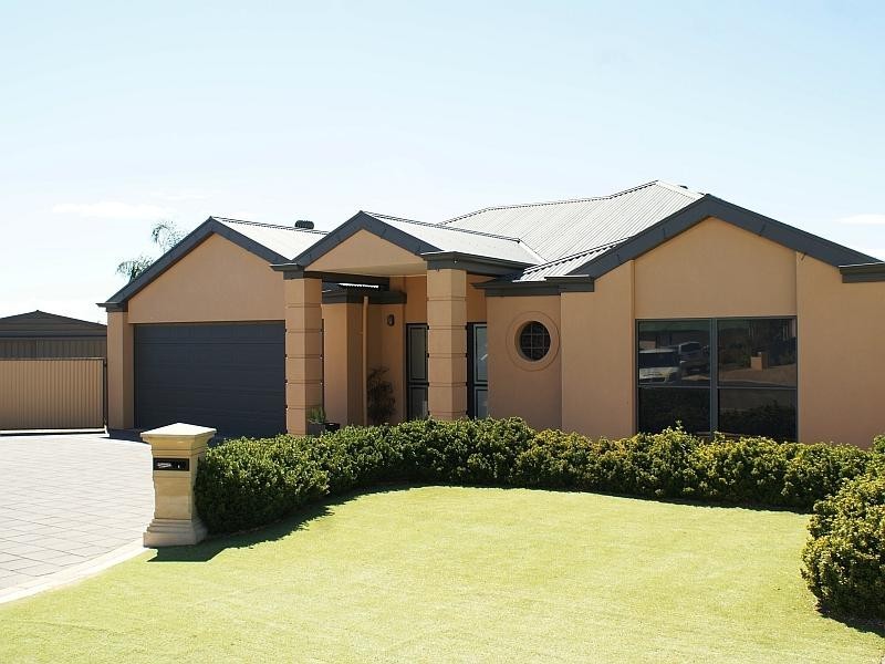 4 Robinia Court, Murray Bridge SA 5253