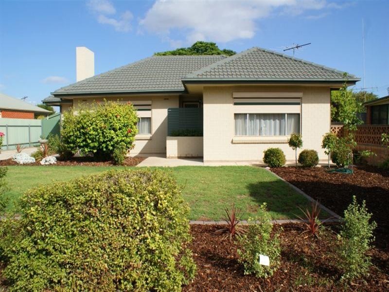 8 Slade Street, Murray Bridge SA 5253