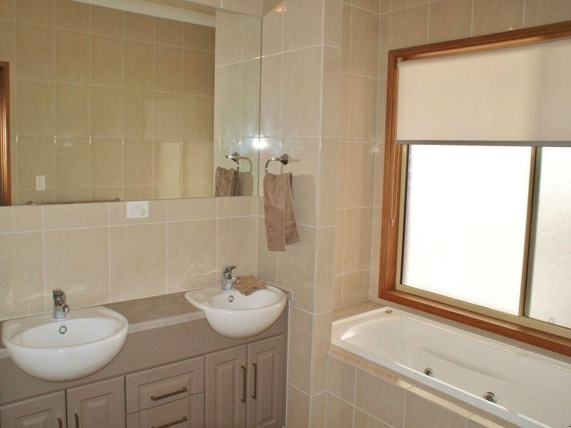 19 Jendarra Court, Murray Bridge SA 5253