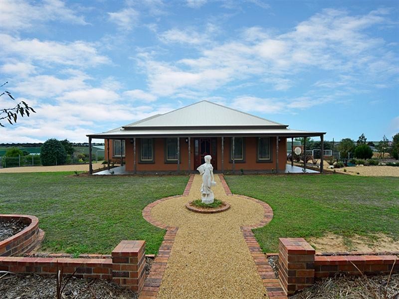 24 Jendarra Court, Murray Bridge SA 5253