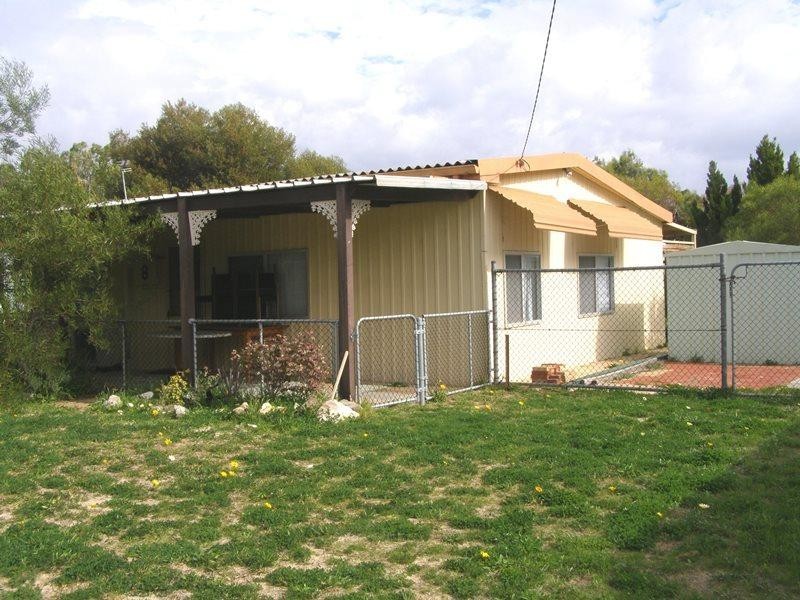 8 O’Neil Street, Lancelin WA 6044