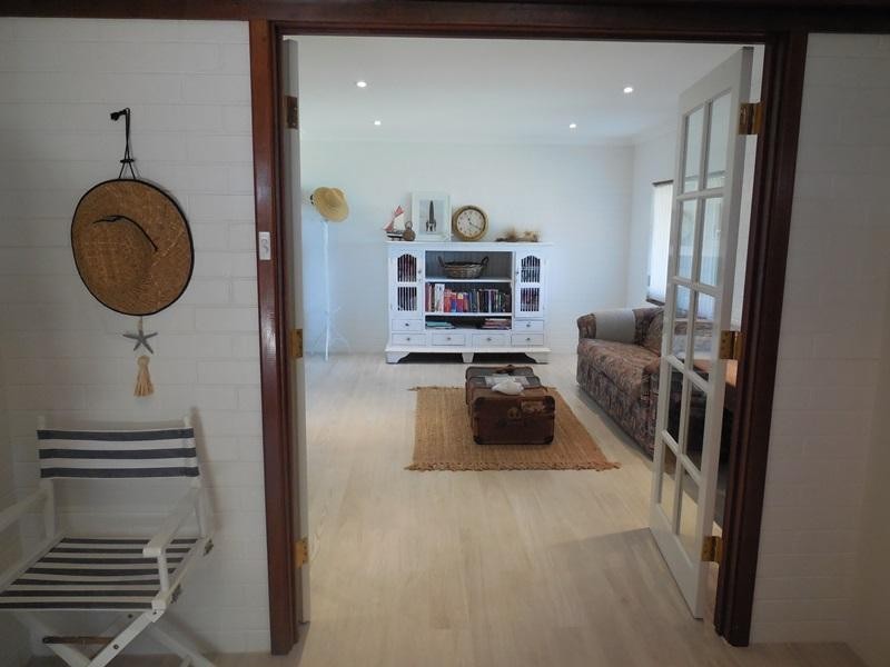 31 Gingin Road, Lancelin WA 6044