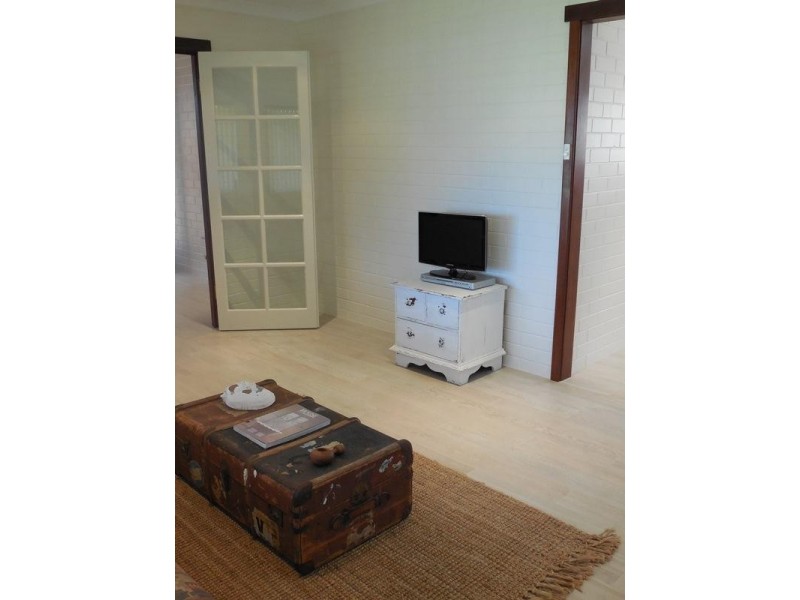 31 Gingin Road, Lancelin WA 6044