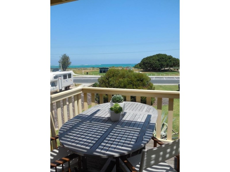 31 Gingin Road, Lancelin WA 6044