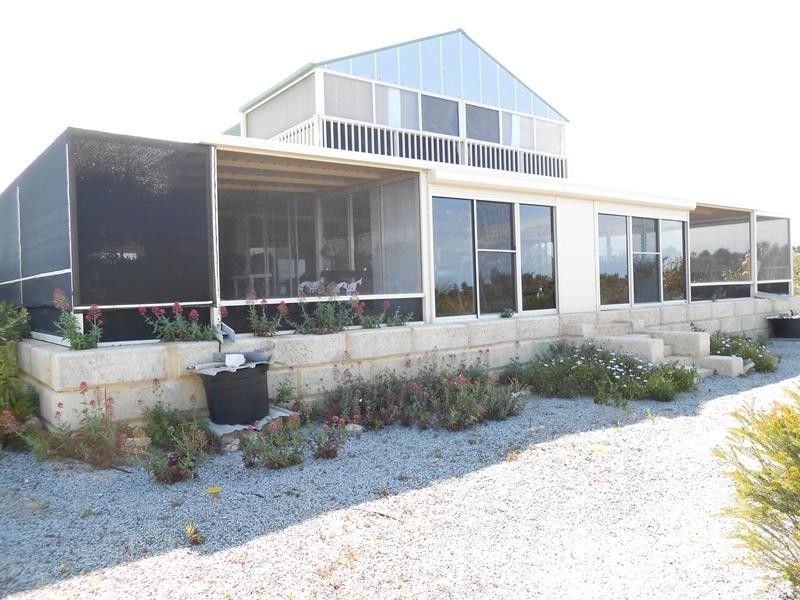 421 Ocean Farm Drive, Nilgen WA 6044