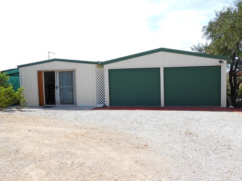 421 Ocean Farm Drive, Nilgen WA 6044