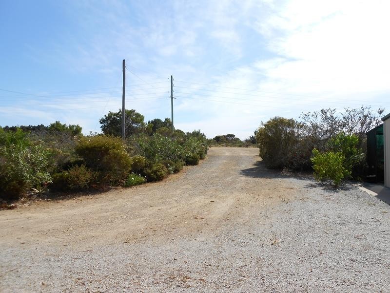 421 Ocean Farm Drive, Nilgen WA 6044